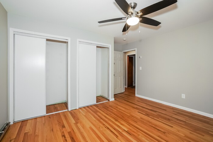 Building Photo - 8240 Timberlane Dr