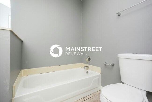 Building Photo - 4 Bedroom Pet-Friendly Home in Horn Lake, MS with Main Street Renewal