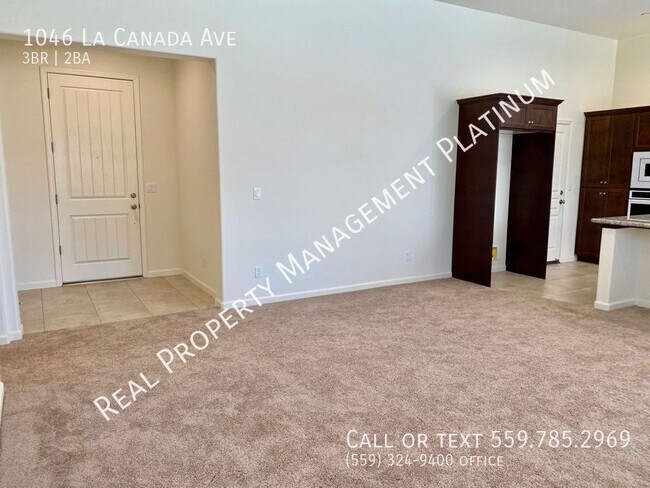 Building Photo - 1046 La Canada Ave