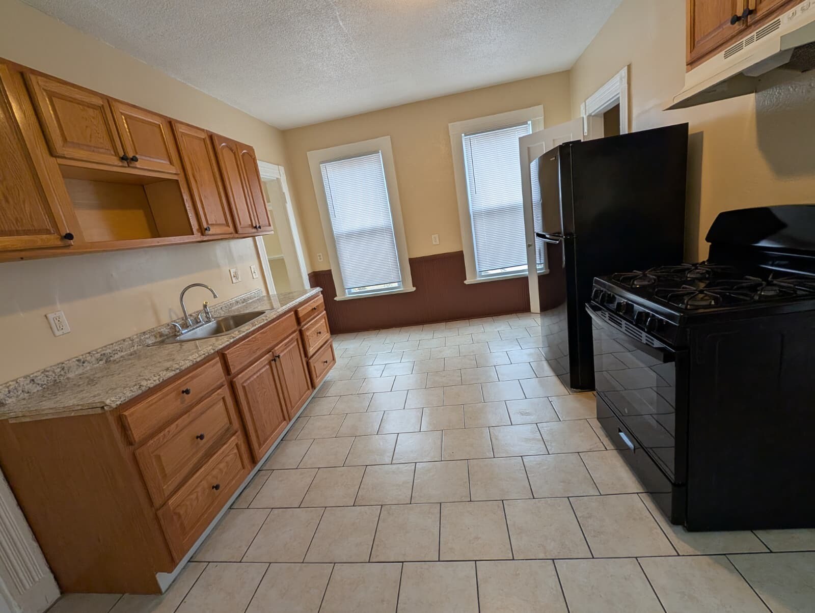 Building Photo - 92 Sylvan Ave