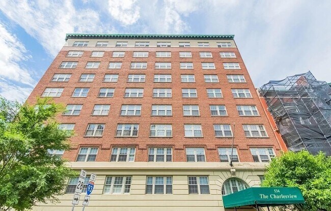 Building Photo - 534 Beacon St