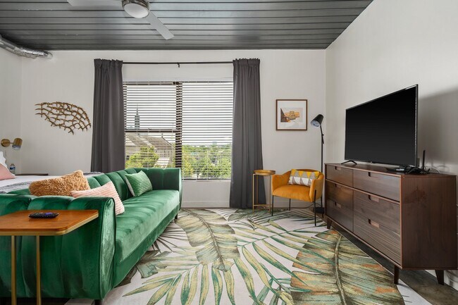 Building Photo - Midtown Studio for $1,120 – Walkable & Stylish