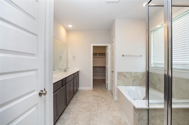 Building Photo - 7702 Kenora Wy