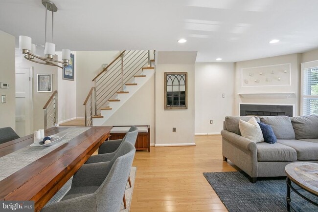 Building Photo - 7433 Hatherleigh Ct