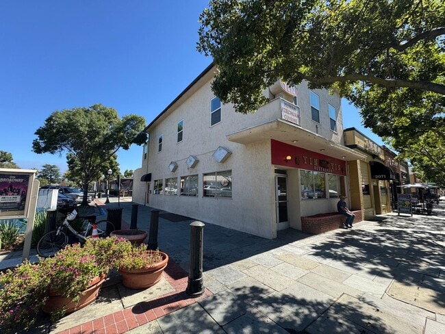Building Photo - Executive Fully Upgraded Condo in Downtown Livermore