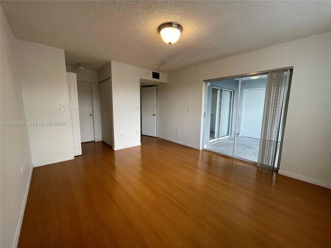 Building Photo - 8500 SW 212th St