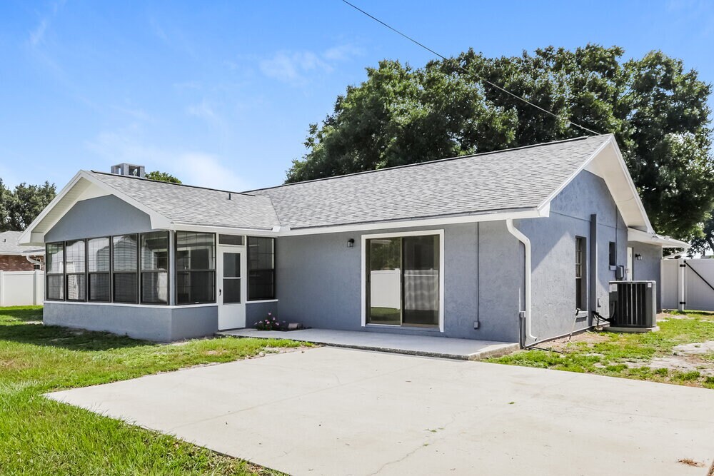 Building Photo - 5432 Houston Dr