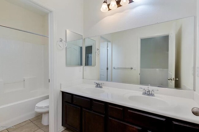 Building Photo - 7423 S 27th Way