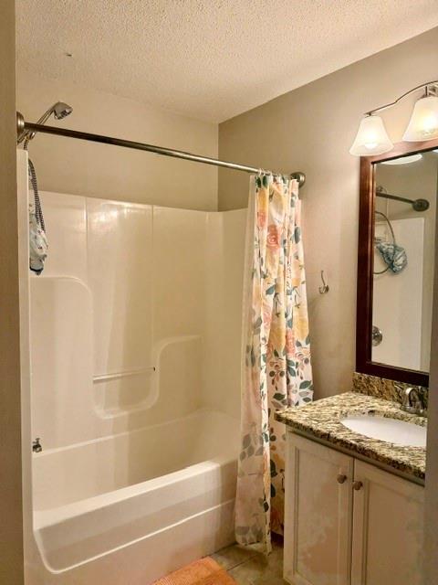 Building Photo - 9580 Estate Dr