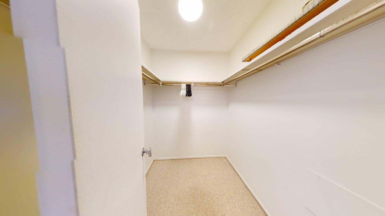 Building Photo - 5500 Ocean Shore Blvd