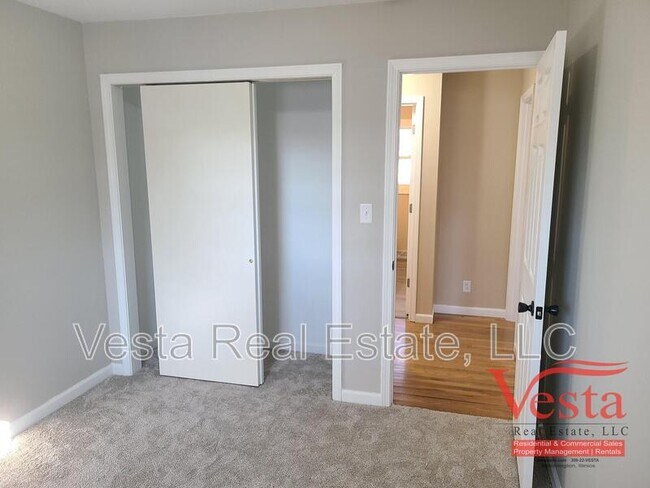 Building Photo - 1219 Rutledge Rd