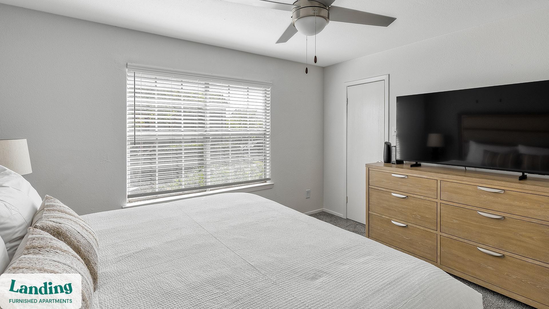 Building Photo - 9510 Westpark Dr