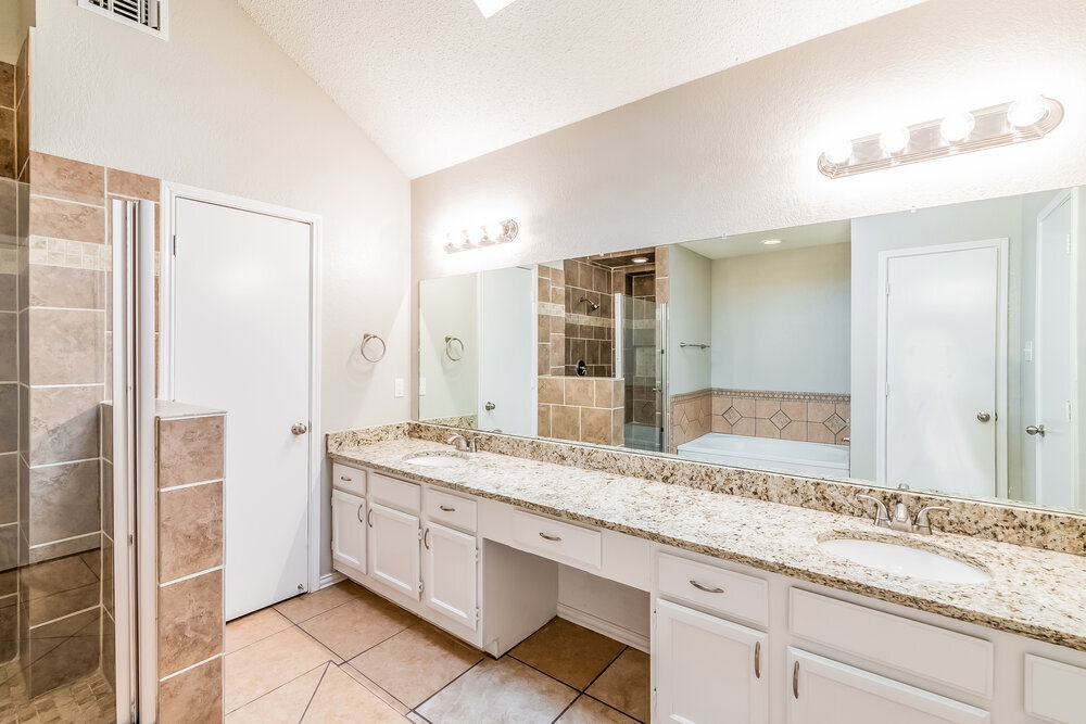 Building Photo - 2101 Garner Cir