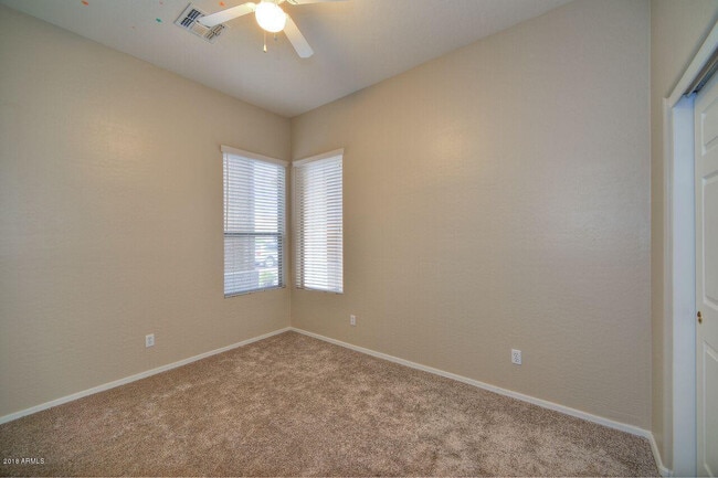 Building Photo - 26237 N 74th Ln