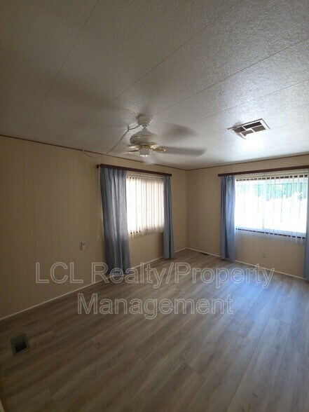 Building Photo - 30715 Arenga Palm Dr