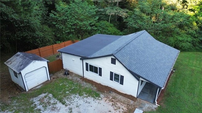 Building Photo - 562 Patillo Rd