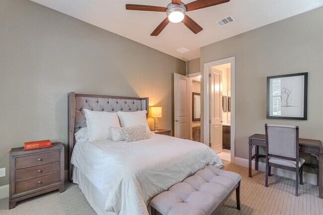 Building Photo - 119 N Bimini Twist Cir