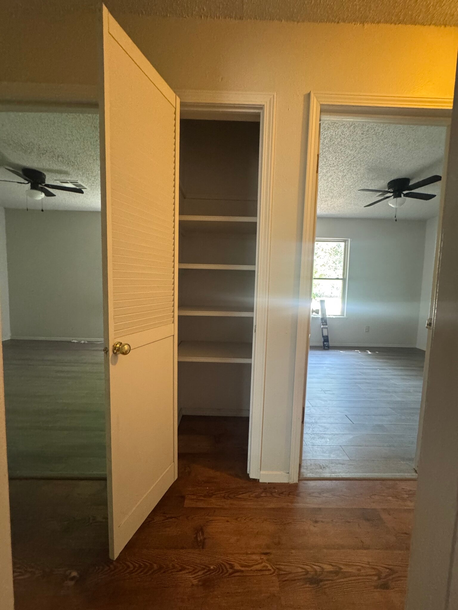 Building Photo - 4906 Vena Ln