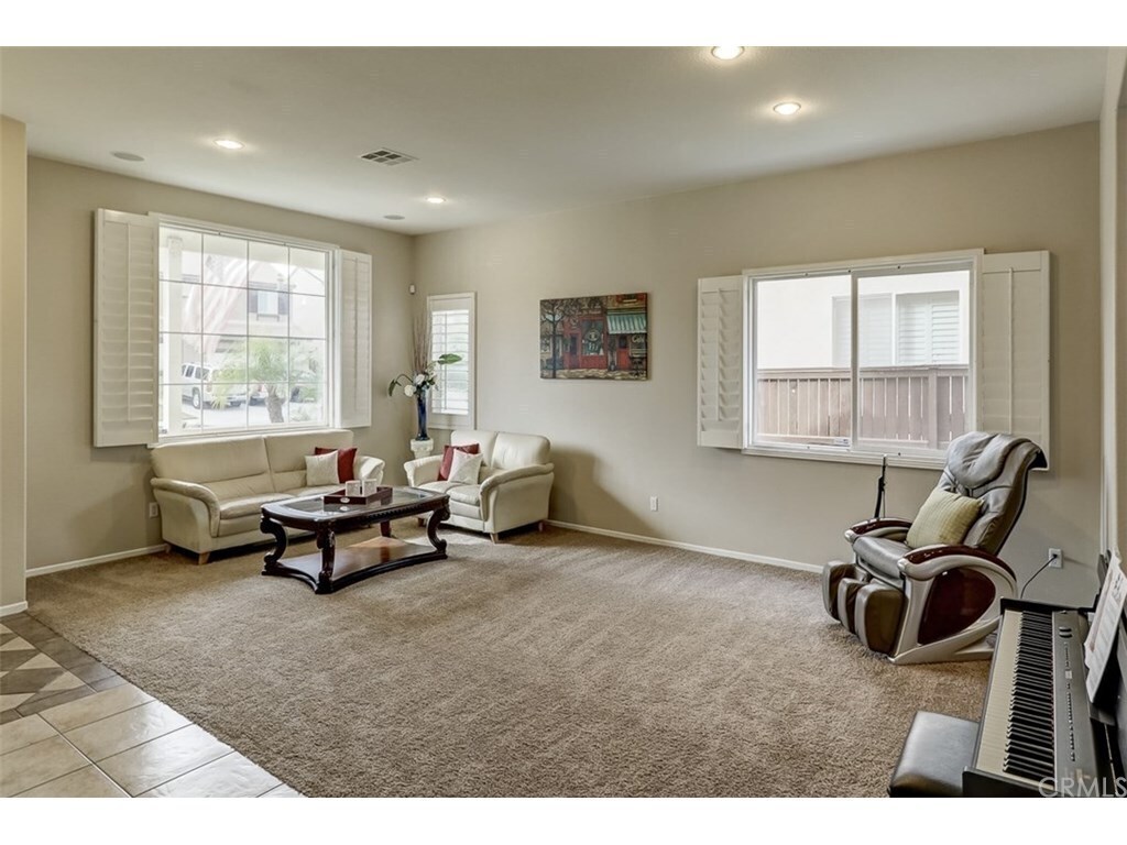 Building Photo - 26426 Mare Ln