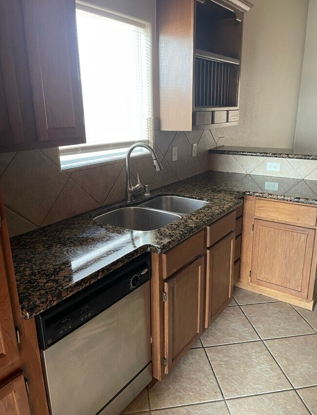 Building Photo - 3784 Ascencion Cir