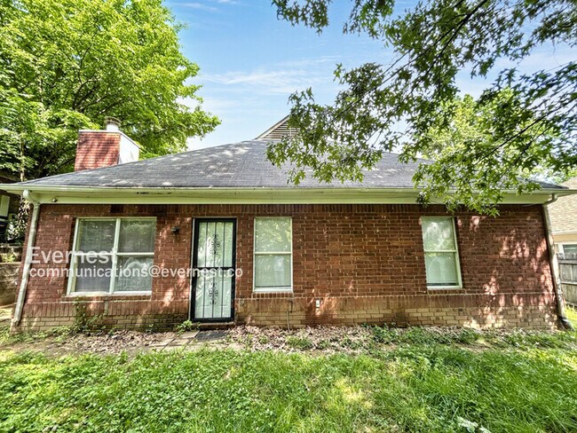 Building Photo - 692 Walnut Valley Ln