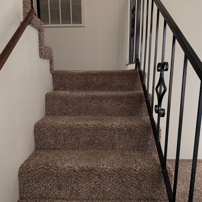 Building Photo - 7735 Las Lilas Ct