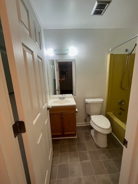 Building Photo - 3261 Platt Rd