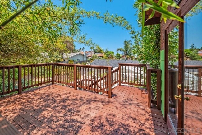 Building Photo - 2841 Cacatua St