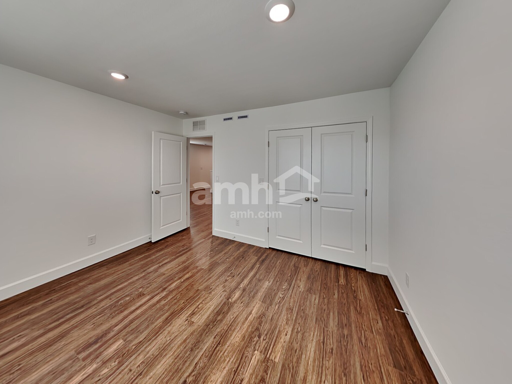 Building Photo - 9158 Ribbon Mdw Ct