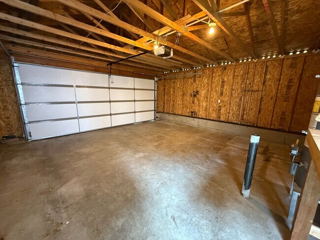 Building Photo - 1710 Brown Ave