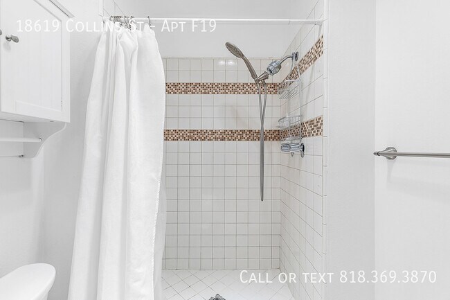 Building Photo - 18619 Collins St