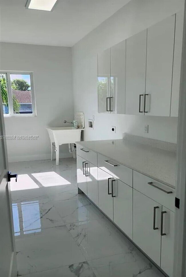 Building Photo - 18961 SW 359th St