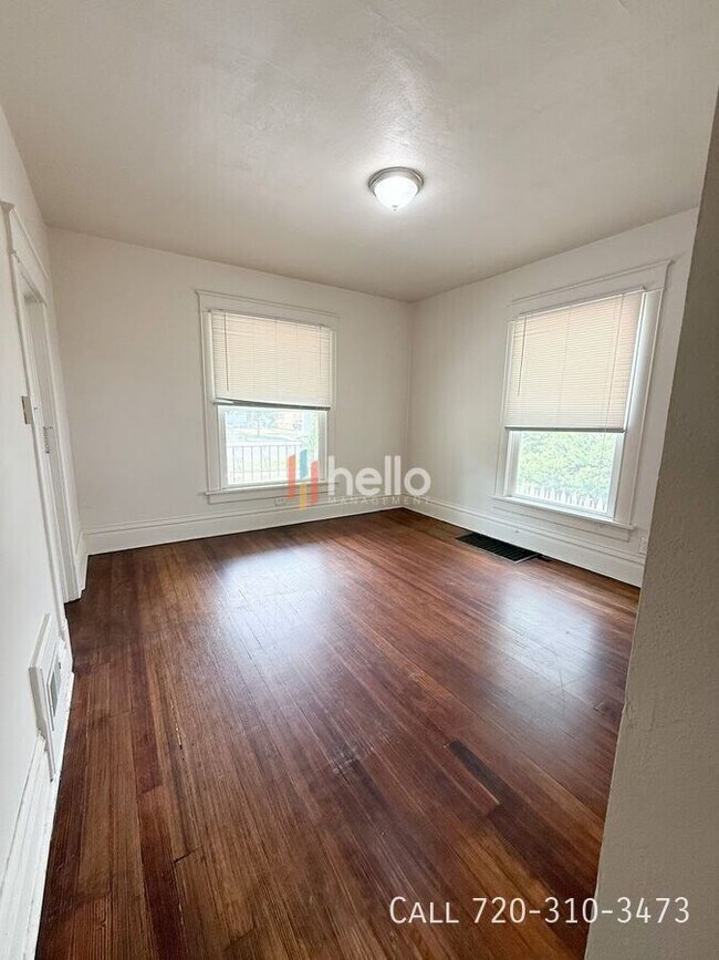 Building Photo - 1614 11th Ave