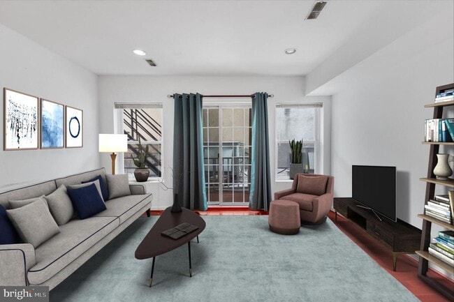 Building Photo - 5 W Girard Ave