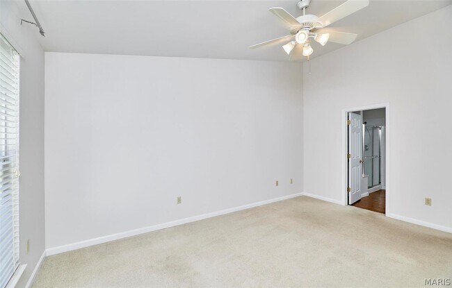 Building Photo - 215 Cordovan Commons Pkwy