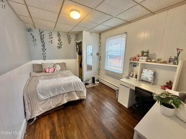 Building Photo - 36 Daytona Ave