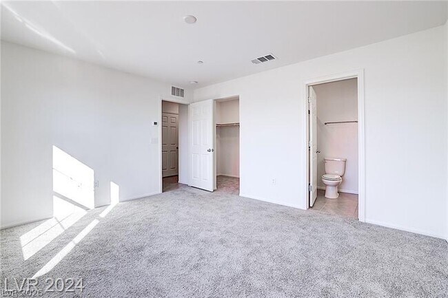 Building Photo - 5613 Steampunk St