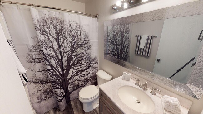 Building Photo - 325 Westbrook Dr