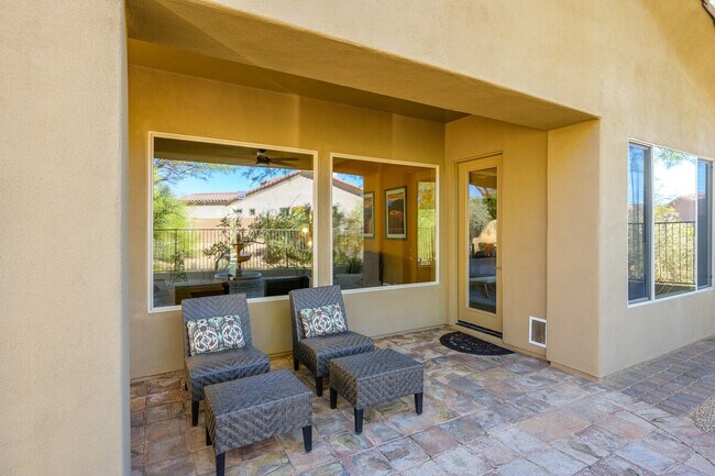 Building Photo - 7410 E Russet Sky Dr