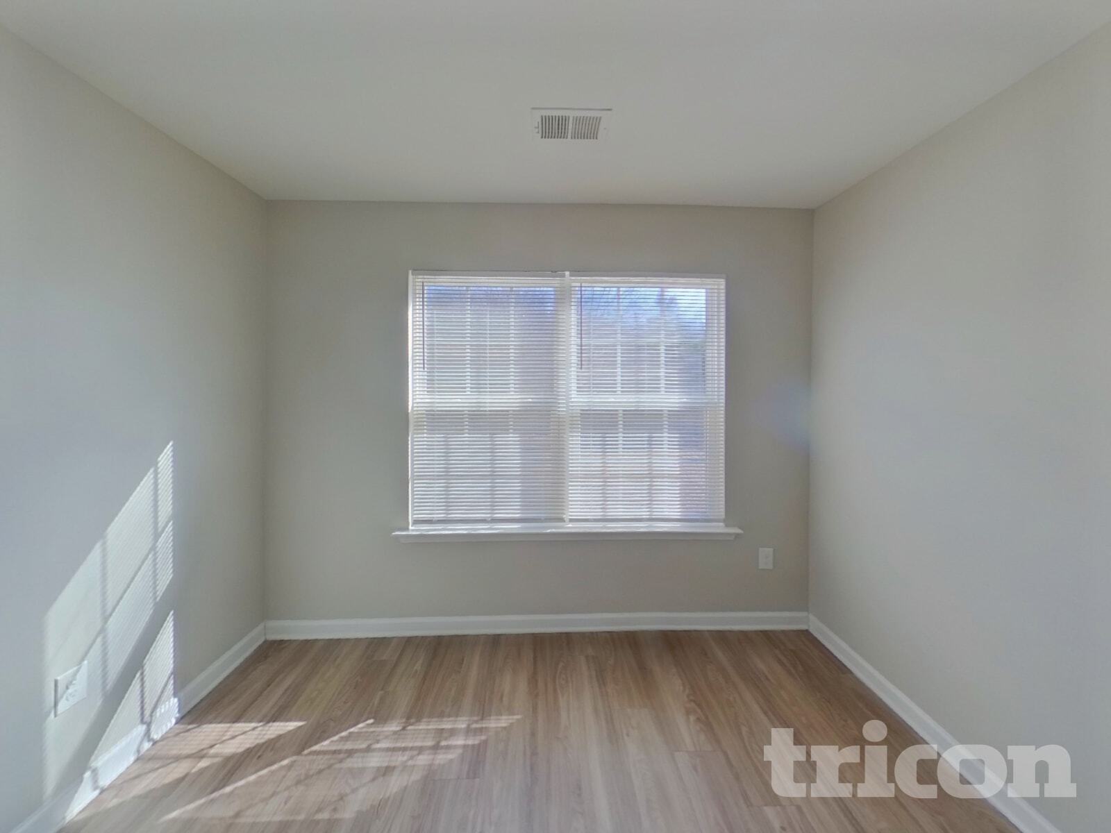 Building Photo - 747 Markham Cir