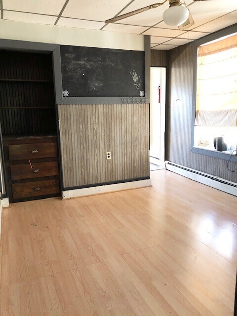 Building Photo - 1502 Centre Ave
