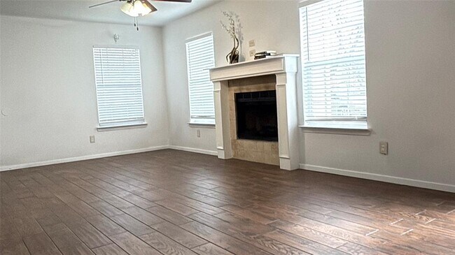 Building Photo - 12814 Hymeadow Dr