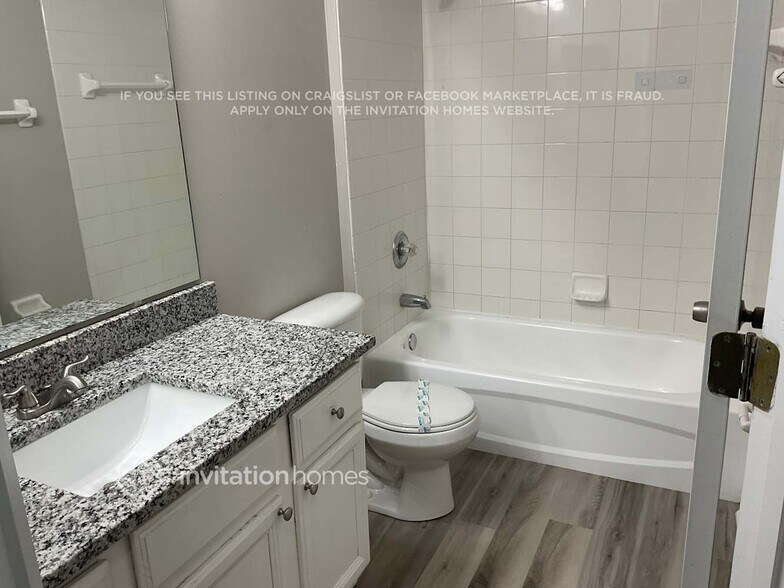 Building Photo - 921 Mineral Creek Dr