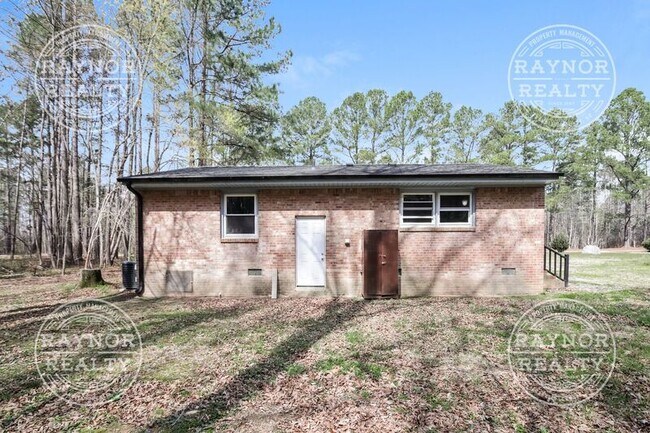Building Photo - 4717 Taylors Gin Rd