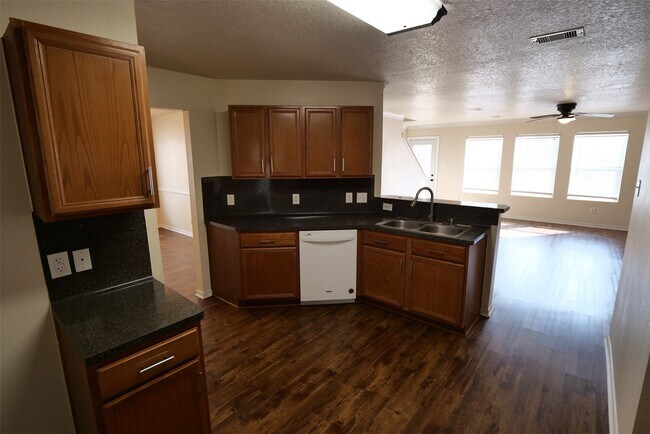Building Photo - 5042 Oak Stand Ct