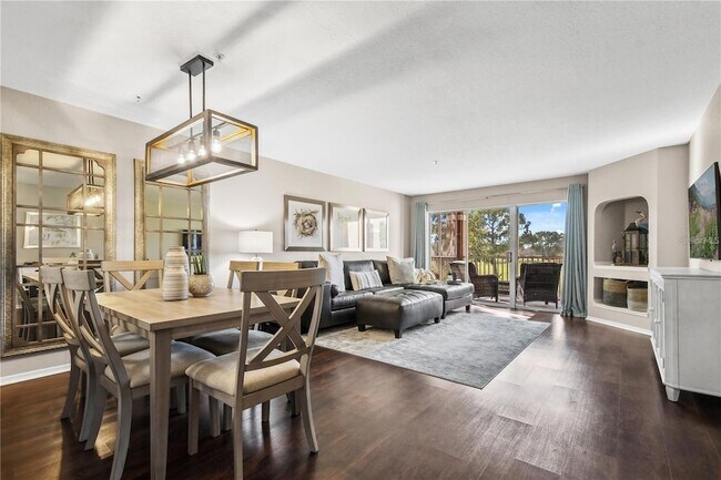 Building Photo - 13917 Fairway Island Dr