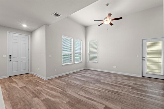 Building Photo - 7907 Mellencamp Dr