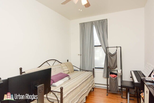 Building Photo - 3941 N Monticello Ave