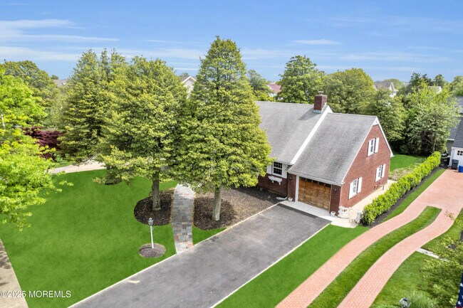 Building Photo - 208 Trenton Blvd