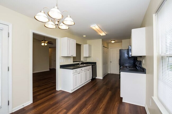 Building Photo - 4424 Craven Hill Dr